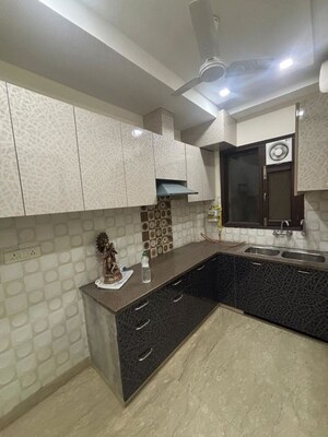 Kitchen in 3 BHK Builder Floor at Naraina – for Rent