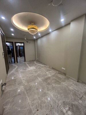 3 BHK Builder Floor For Rent in Naraina