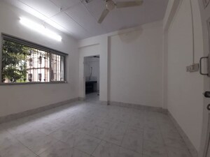 Room in 1 BHK Apartment at Sunrise CHS Malad East, Malad East – for Rent