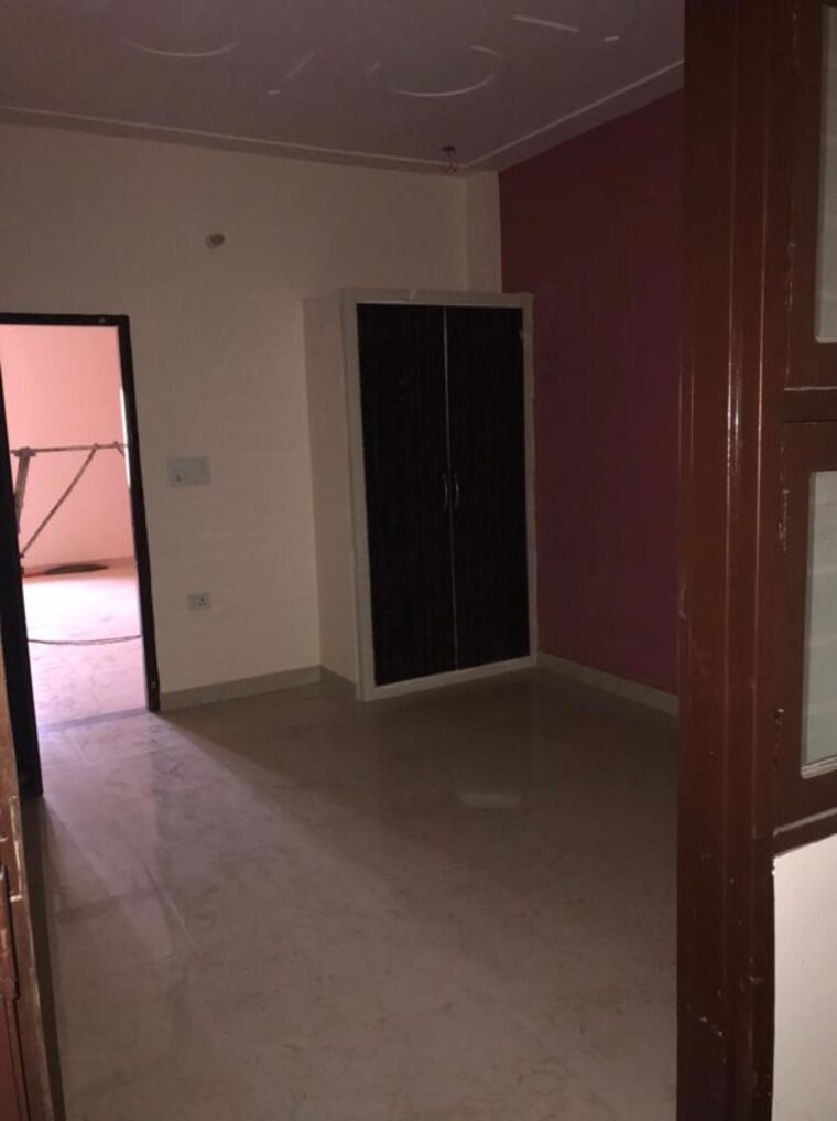 Room, sector 14 2 Bedroom 1566 Sq.Ft. Independent House In Sector 14 Gurgaon 10578545