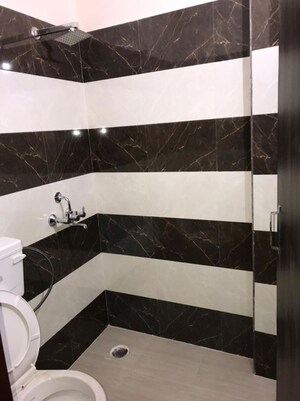 Team Area in 2 BHK Independent House at Sector 14 – for Rent