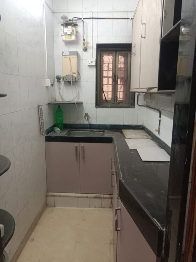 Kitchen, bandra west 2 Bedroom 700 Sq.Ft. Apartment In Bandra West Mumbai 10578550