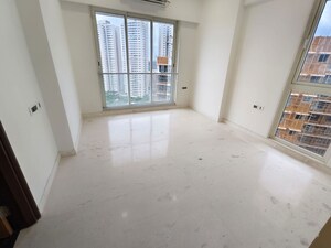Room in 2 BHK Apartment at Ekta Tripolis, Goregaon West – for Sale
