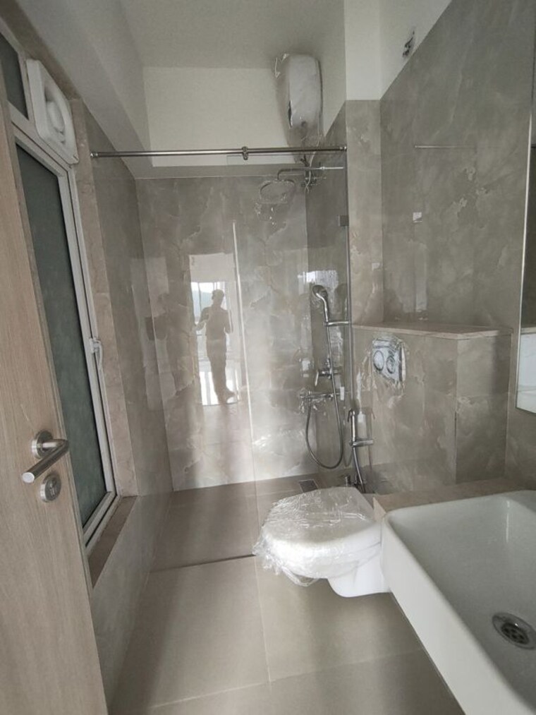 Bathroom, l-t-rejuve-360-tower-a 2 Bedroom 612 Sq.Ft. Apartment In Mulund West Mumbai 10578565
