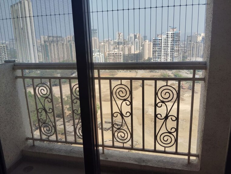 undefined, godrej-emerald 2 Bedroom 920 Sq.Ft. Apartment In Ghodbunder Road Thane 10578574