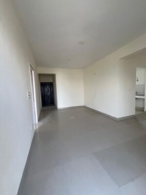 Room in 4 BHK Apartment at SARE Crescent Parc Green Parc, Sector 92 – for Sale