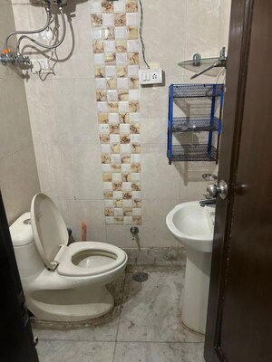 Bathroom in 3 BHK Builder Floor at Naraina – for Rent