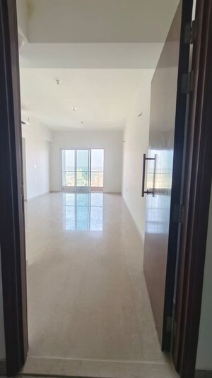 Room in 3 BHK Apartment at L & T Rejuve 360 Tower A, Mulund West – for Rent