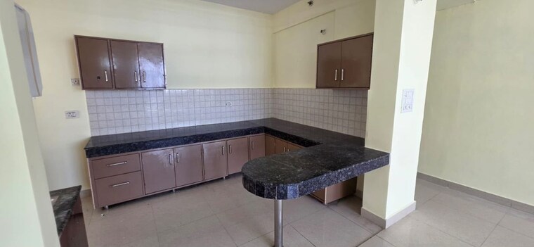 Kitchen, omaxe-r2 3 Bedroom 1650 Sq.Ft. Apartment In Gomti Nagar Lucknow 10578629