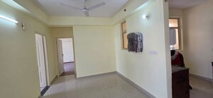 Room in 3 BHK Apartment at Omaxe R2, Gomti Nagar – for Rent