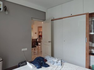 Room in 3 BHK Apartment at Mantri Webcity, Hennur Road – for Rent
