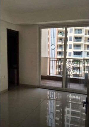 Room in 3 BHK Apartment at Ambala Highway – for Rent