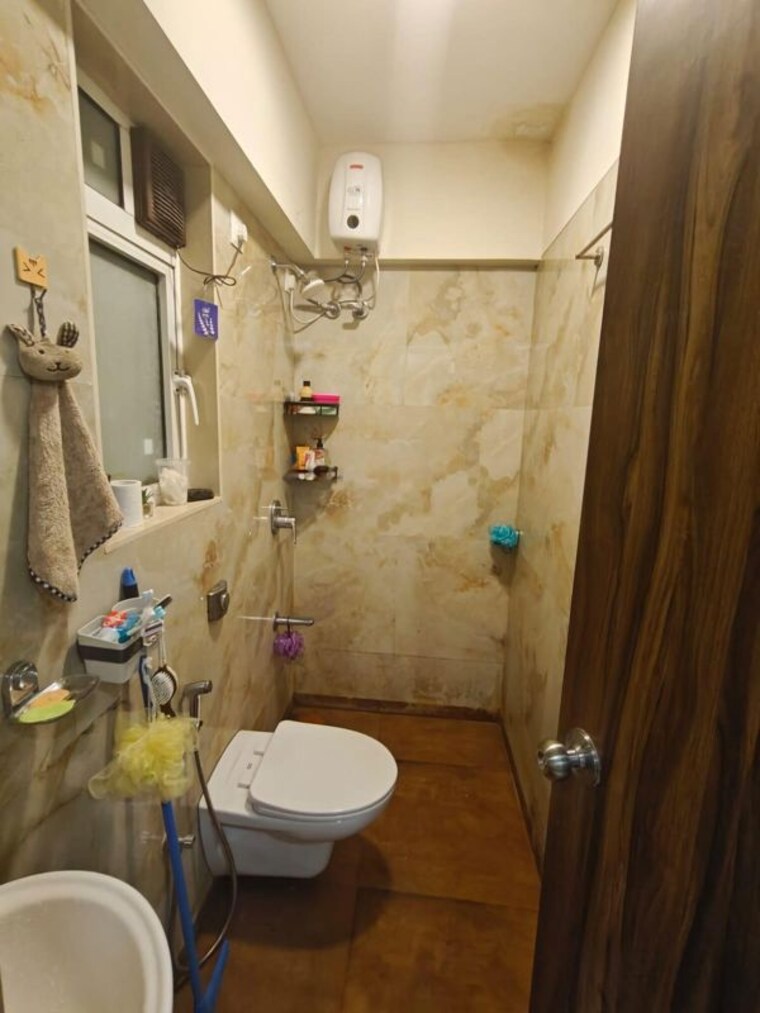 Bathroom, alag-olive 1 Bedroom 590 Sq.Ft. Apartment In Pant Nagar Mumbai 10578647