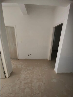 Room in 2 BHK Apartment at DS MAX Sahara, Hosa Road – for Sale