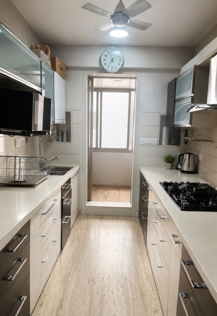 Kitchen, khar west 3 Bedroom 1100 Sq.Ft. Apartment In Khar West Mumbai 10578669