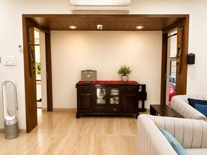 Bedroom in 3 BHK Apartment at Khar West – for Rent