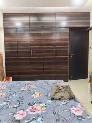 2 BHK Apartment For Rent in Vikas Park CHS, Malad West
