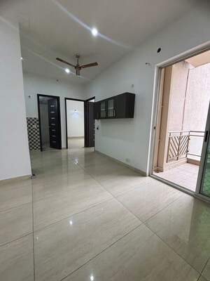 Room in 3 BHK Apartment at Gaur Saundaryam, Tech Zone 4 Greater Noida – for Sale