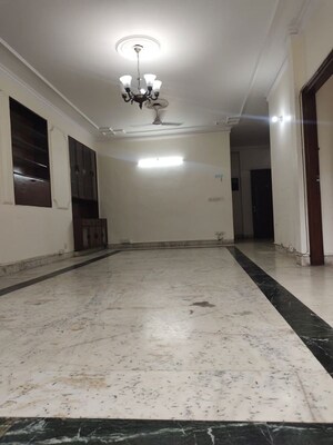 Room in 2 BHK Builder Floor at East Of Kailash – for Rent