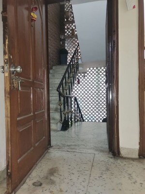 2 BHK Builder Floor For Rent in East Of Kailash