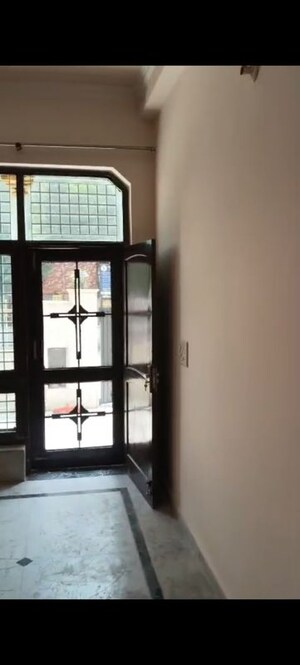 Room in 3 BHK Independent House at NSG Black Cat Enclave, Chi Ii Greater Noida – for Rent