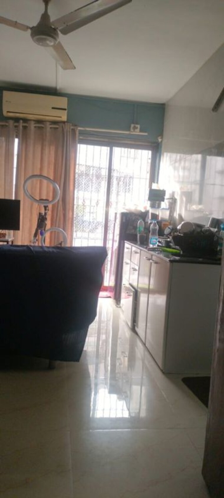 Room, bandra west 1 RK 250 Sq.Ft. Apartment In Bandra West Mumbai 10578707