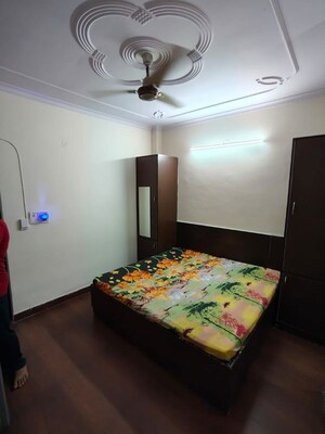 1 RK Builder Floor For Rent in Dlf City Phase 3