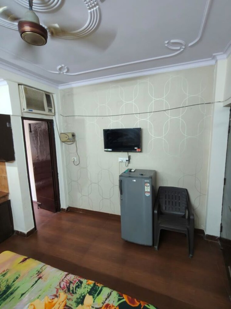 Kitchen, dlf city phase 3 1 RK 250 Sq.Ft. Builder Floor In Dlf City Phase 3 Gurgaon 10578747