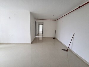 Room in 3 BHK Apartment at Hubtown Rising City, Ghatkopar East – for Rent