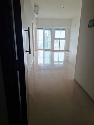 Room in 2 BHK Apartment at L & T Rejuve 360 Tower A, Mulund West – for Rent