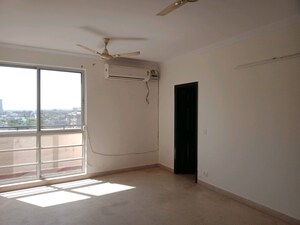 Room in 6 BHK Penthouse at Pearls Gateway Tower, Sector 44 – for Rent