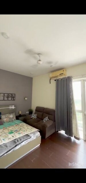 Living Room in 3.5 BHK Apartment at New Town – for Rent