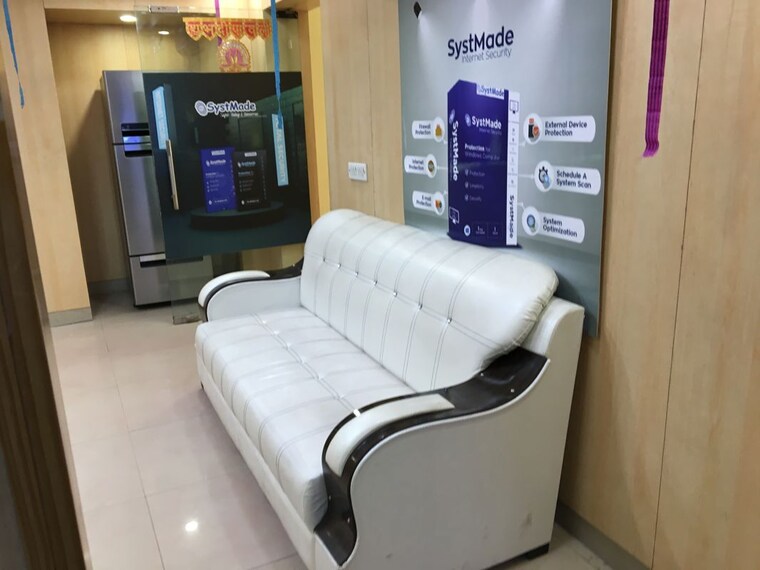 Living Room, sector 63 Commercial Office Space in IT/SEZ 2800 Sq.Ft. In Sector 63 Noida 10578839