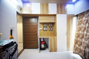 Furnished Amenities in 2 BHK Apartment at Nikol – for Sale