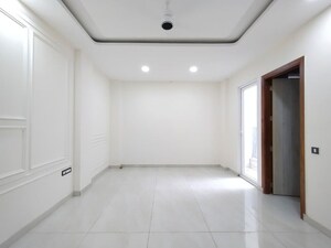 Building Lobby in 4 BHK Apartment at Vivek Vihar – for Rent