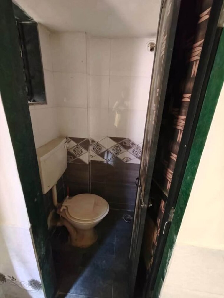 Bathroom, vichumbe 2 Bedroom 920 Sq.Ft. Apartment In Vichumbe Navi Mumbai 10578862