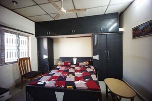 Team Area in 4 BHK Independent House at Ghodasar – for Sale