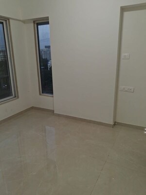 Room in 1.5 BHK Apartment at BC Corp Arista, Bandra East – for Rent