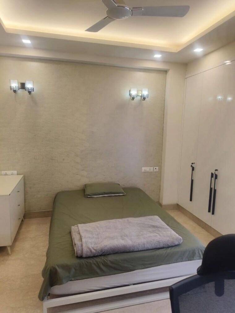 Bedroom, green park 2 Bedroom 175 Sq.Yd. Builder Floor In Green Park Delhi 10578906