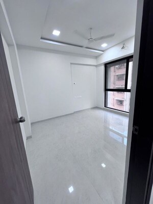 Room in 2 BHK Apartment at Lotus Sky Garden, Malad West – for Sale
