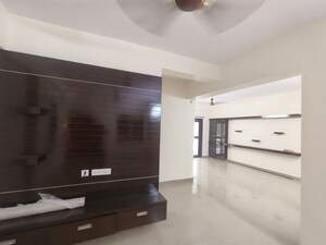 Parking in 3 BHK Apartment at Miyapur – for Rent