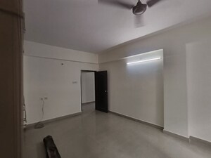 Room in 3 BHK Apartment at Miyapur – for Rent