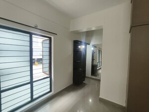 Room in 3 BHK Apartment at Miyapur – for Rent
