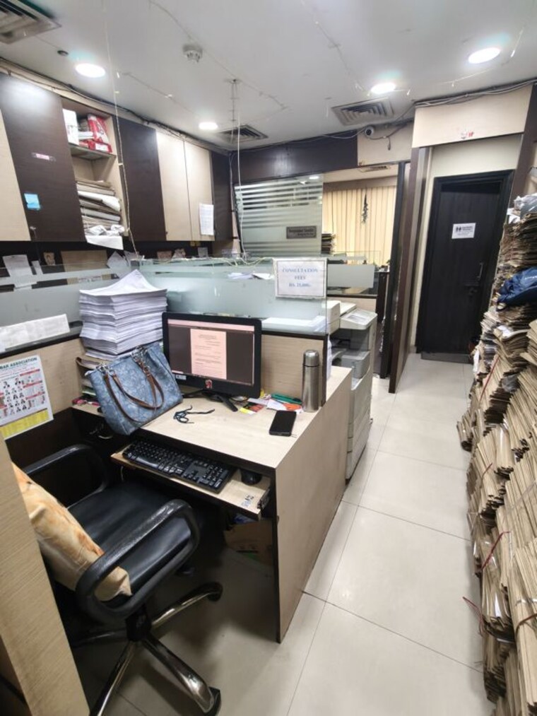 Gym, netaji subhash place Commercial Office Space 548 Sq.Ft. In Netaji Subhash Place Delhi 10578981