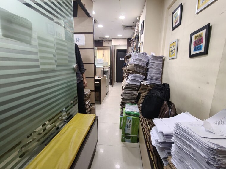 undefined, netaji subhash place Commercial Office Space 548 Sq.Ft. In Netaji Subhash Place Delhi 10578981