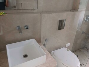 Bathroom in 3 BHK Apartment at Bhoomi Simana, Parel – for Sale