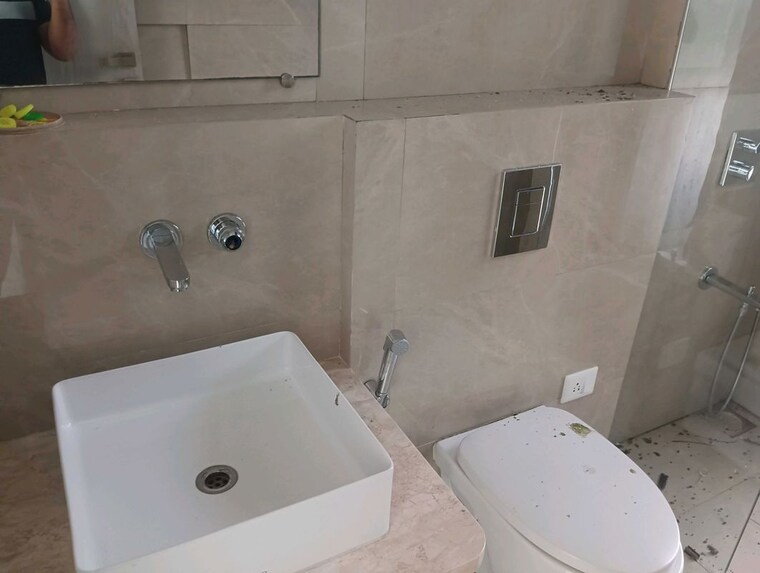 Bathroom, bhoomi-simana 3 Bedroom 1180 Sq.Ft. Apartment In Parel Mumbai 10578996