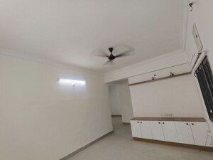 Room in 2.5 BHK Apartment at Pjr Layout – for Rent
