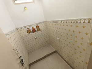 Bathroom in 2.5 BHK Apartment at Pjr Layout – for Rent