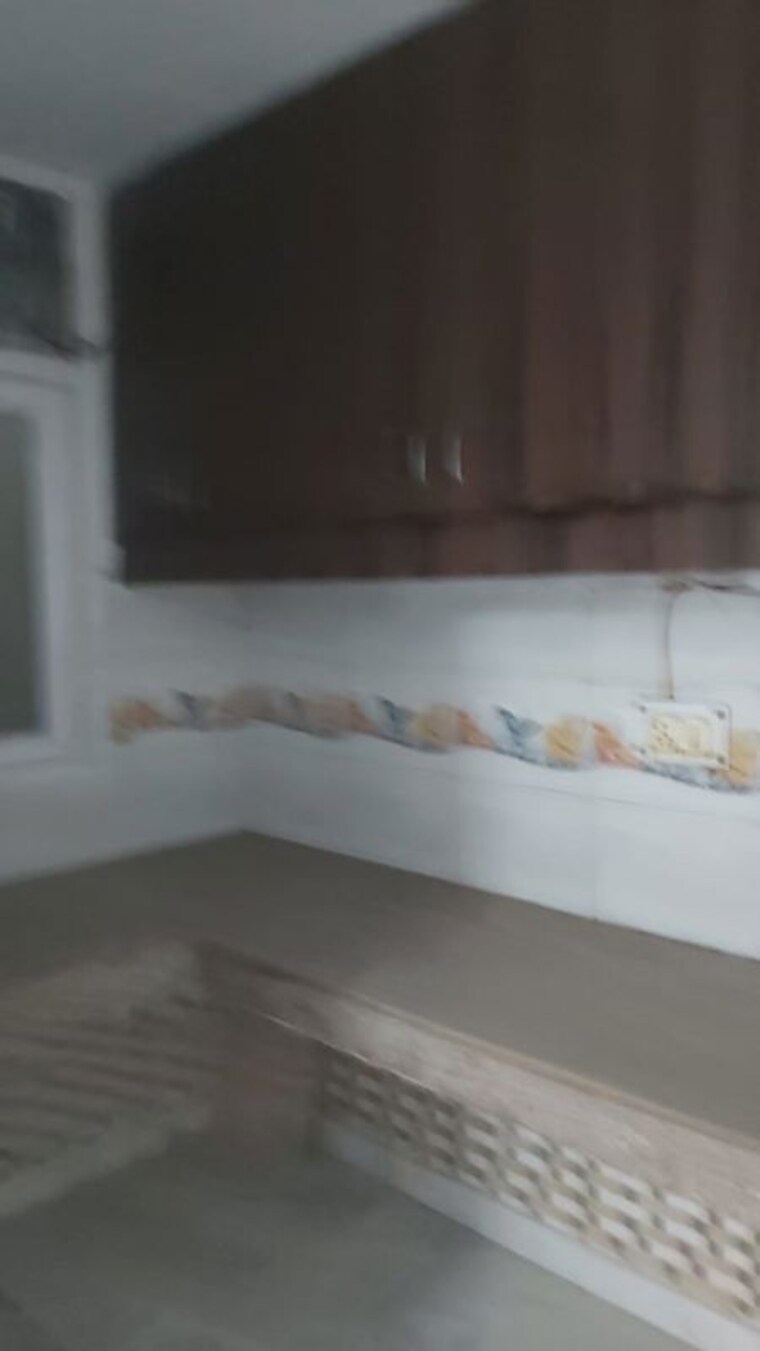 Kitchen/pantry, mayur vihar 2.5 Bedroom 550 Sq.Ft. Builder Floor In Mayur Vihar Delhi 10579018